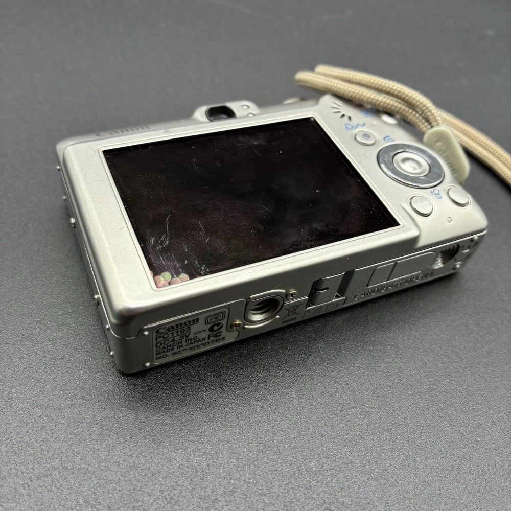 Canon PowerShot SD600 Digital ELPH 6MP Silver Camera Tested w/ Battery Case - Picture 4 of 8